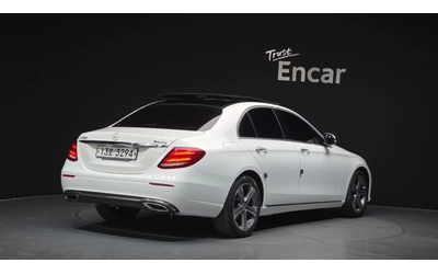 mercedes-benz-e-300 - 1