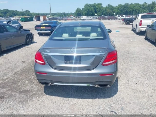 Mercedes-Benz E 300 4Matic | BURMESTER | ПАНОРАМА | BUYNOW-КРАЙНА ЦЕНА - автомобили, коли, обяви за нови и употребявани 6