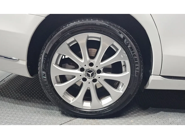 Mercedes-Benz E 300 4 MATIC /BURMESTER /360 КАМЕРИ /ОБДУХВАНЕ /HEAD UP - автомобили, коли, обяви за нови и употребявани 4