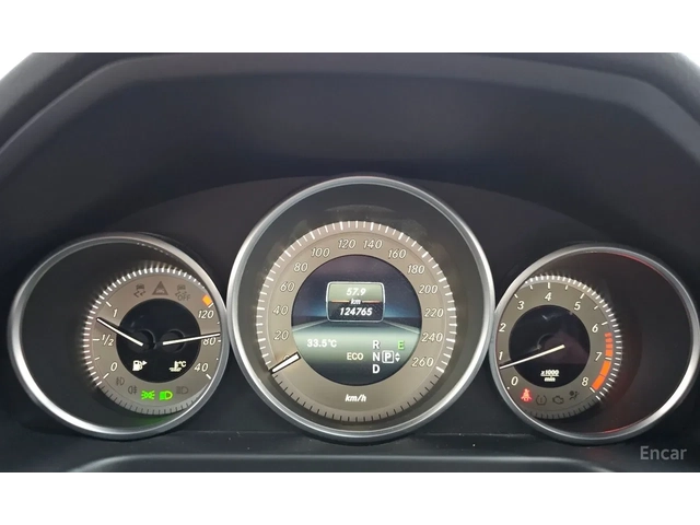 Mercedes-Benz E 300 4MATIC - автомобили, коли, обяви за нови и употребявани 13