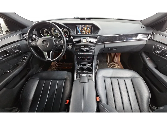 Mercedes-Benz E 300 4MATIC - автомобили, коли, обяви за нови и употребявани 4