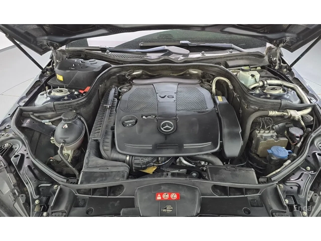 Mercedes-Benz E 300 4MATIC - автомобили, коли, обяви за нови и употребявани 3