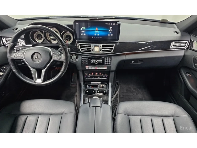 Mercedes-Benz E 300 4MATIC - автомобили, коли, обяви за нови и употребявани 4