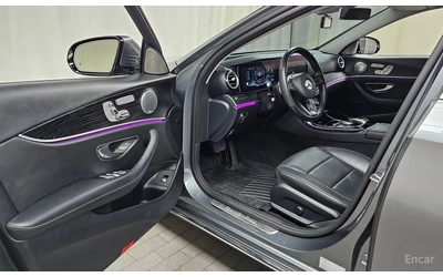 mercedes-benz-e-300 - 4