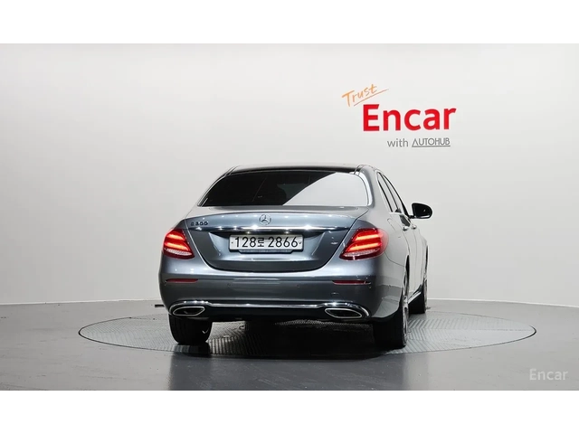 Mercedes-Benz E 300 FULL* ОБДУХ* HUD* 360 KAМЕРИ* ЦЕНА ДО СОФИЯ - автомобили, коли, обяви за нови и употребявани 2