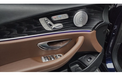 Mercedes-Benz E 300 4MATIC Avantgarde | HUD | 360  | Вентилация - автомобили, коли, обяви за нови и употребявани 11