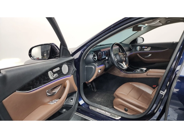 Mercedes-Benz E 300 4MATIC Avantgarde | HUD | 360  | Вентилация - автомобили, коли, обяви за нови и употребявани 6
