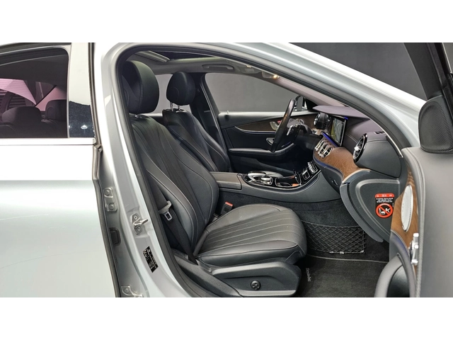Mercedes-Benz E 300 - автомобили, коли, обяви за нови и употребявани 6