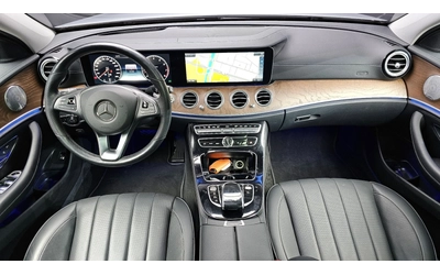 Mercedes-Benz E 300 - автомобили, коли, обяви за нови и употребявани 7