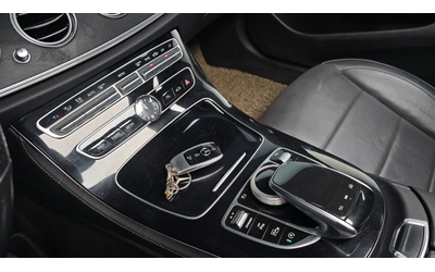 Mercedes-Benz E 300 E300 4MATIC Avantgarde | HUD | 360  камера | - автомобили, коли, обяви за нови и употребявани 16