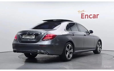 mercedes-benz-e-300 - 1