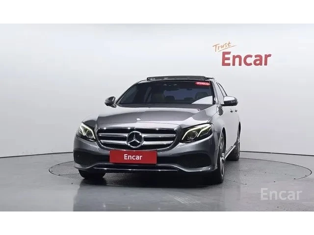 Mercedes-Benz E 300 E300 4MATIC Avantgarde | HUD | 360  камера | - автомобили, коли, обяви за нови и употребявани 2