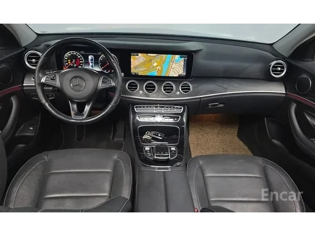 Mercedes-Benz E 300 E300 4MATIC Avantgarde | HUD | 360  камера | - автомобили, коли, обяви за нови и употребявани 5