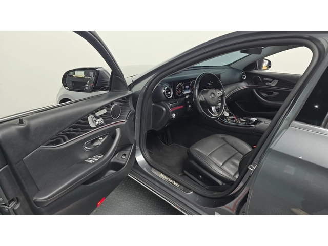 Mercedes-Benz E 300 E300 4MATIC Avantgarde | HUD | 360  камера | - автомобили, коли, обяви за нови и употребявани 8