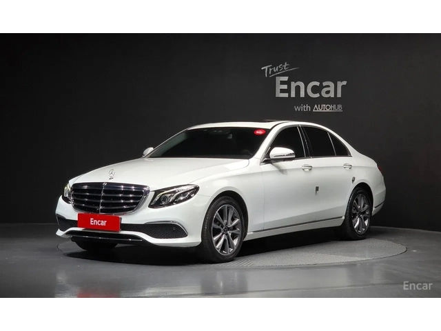 Mercedes-Benz E 300 Model 2018 - автомобили, коли, обяви за нови и употребявани 0