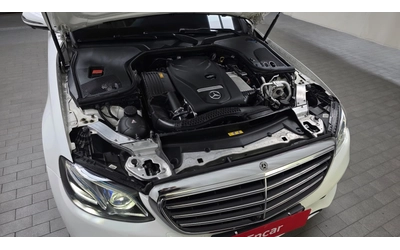Mercedes-Benz E 300 Model 2018 - автомобили, коли, обяви за нови и употребявани 15