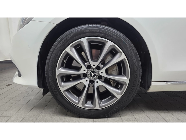 Mercedes-Benz E 300 Model 2018 - автомобили, коли, обяви за нови и употребявани 16