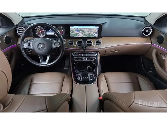 Mercedes-Benz E 300 Model 2018 - автомобили, коли, обяви за нови и употребявани 2