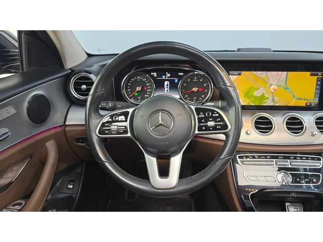 Mercedes-Benz E 300 Avantgarde - автомобили, коли, обяви за нови и употребявани 11