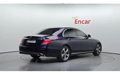 mercedes-benz-e-300 - 1
