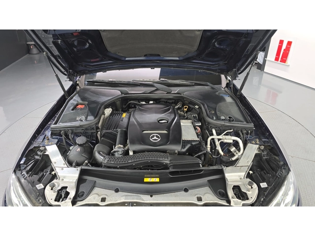 Mercedes-Benz E 300 Avantgarde - автомобили, коли, обяви за нови и употребявани 5