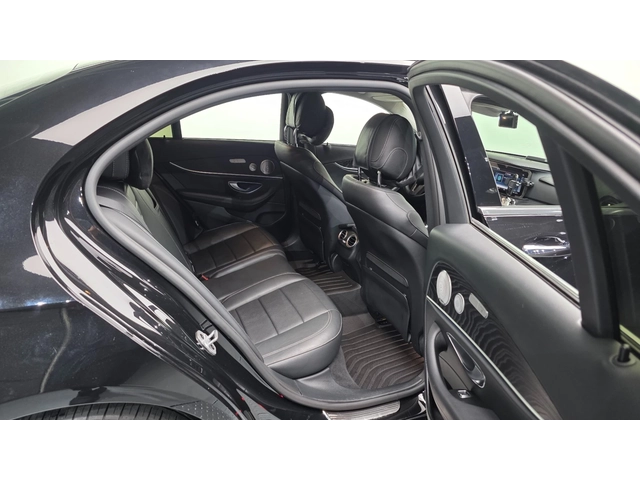 Mercedes-Benz E 300 E300 4MATIC Avantgarde | 360  Камера | HUD | - автомобили, коли, обяви за нови и употребявани 9