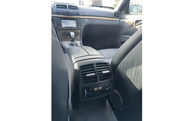 Mercedes-Benz E 320 - автомобили, коли, обяви за нови и употребявани 12