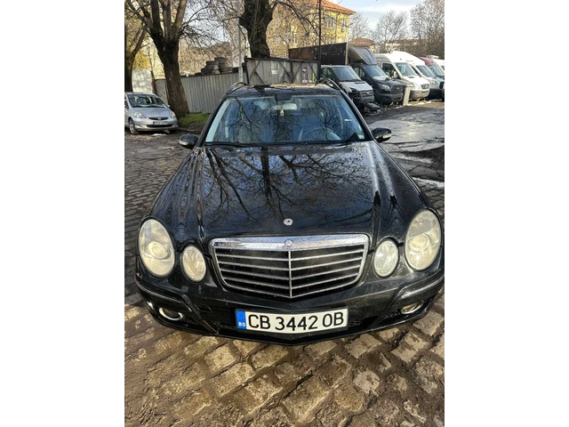 Mercedes-Benz E 320 - автомобили, коли, обяви за нови и употребявани 2