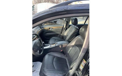 Mercedes-Benz E 320 - автомобили, коли, обяви за нови и употребявани 7