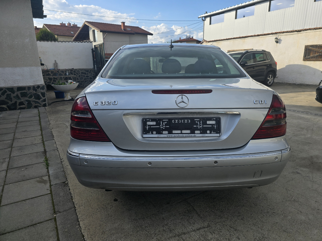 Mercedes-Benz E 320 CDI 204к.с - автомобили, коли, обяви за нови и употребявани 5