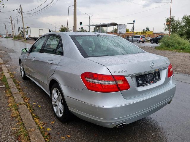 Mercedes-Benz E 350 4x4/AVANTGARDE/EURO5B - автомобили, коли, обяви за нови и употребявани 4
