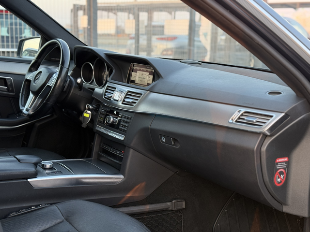 Mercedes-Benz E 350 2015г* FACE* 9G* AMG* Топ Състояние* Full Max* - автомобили, коли, обяви за нови и употребявани 10