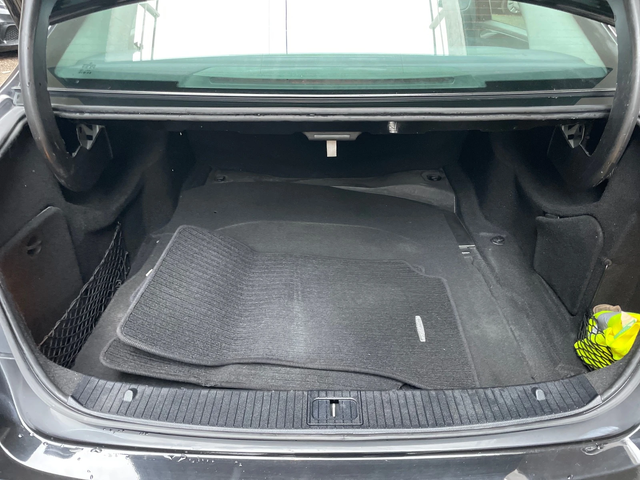 Mercedes-Benz E 350 CDI-4x4-AIRMATIK - автомобили, коли, обяви за нови и употребявани 10