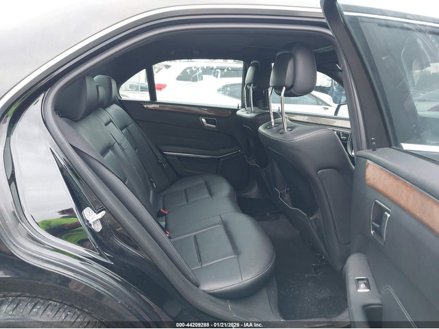 Mercedes-Benz E 350 3.5L V-6 DI, DOHC, VVT, 302HP All Wheel Drive - автомобили, коли, обяви за нови и употребявани 7