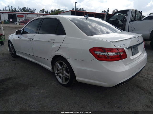 Mercedes-Benz E 350 3.5L V-6 DI, DOHC, VVT, 302HP Rear Wheel Drive - автомобили, коли, обяви за нови и употребявани 2