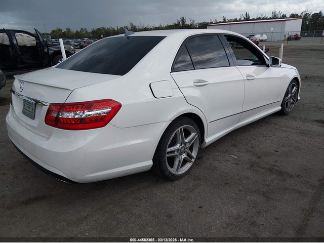 Mercedes-Benz E 350 3.5L V-6 DI, DOHC, VVT, 302HP Rear Wheel Drive - автомобили, коли, обяви за нови и употребявани 3