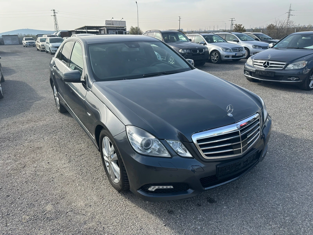 Mercedes-Benz E 350 AVANTGARDE* 231к.с* DISTRONIC* МЪРТВА ЗОНА - автомобили, коли, обяви за нови и употребявани 2