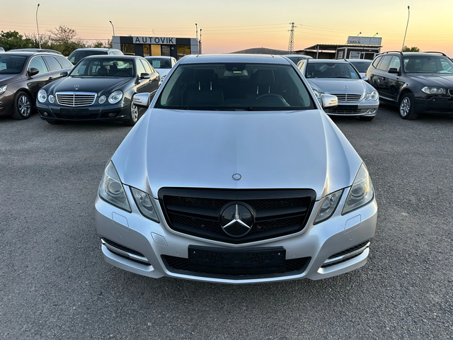 Mercedes-Benz E 350 DISTRONIK* ОБДУХВАНЕ* КАМЕРА* МЪРТВА ЗОНА* KEYLESS - автомобили, коли, обяви за нови и употребявани 1