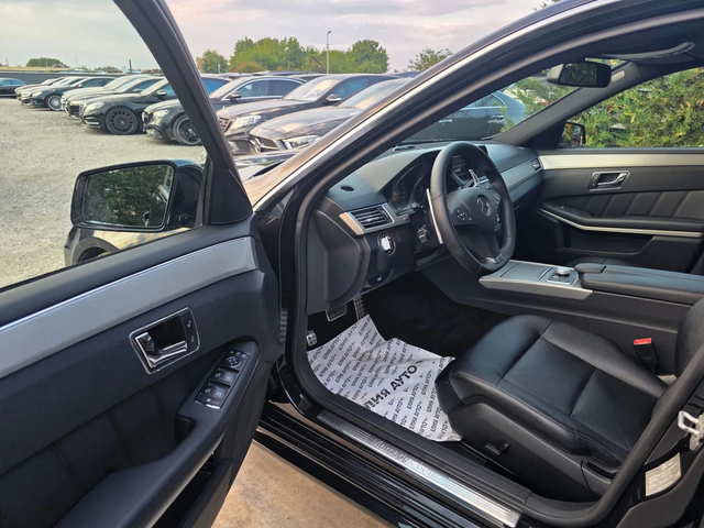 Mercedes-Benz E 350 D MEGA FULL AMG LINE ПАНОРАМА ЛИЗИНГ 100% - автомобили, коли, обяви за нови и употребявани 11