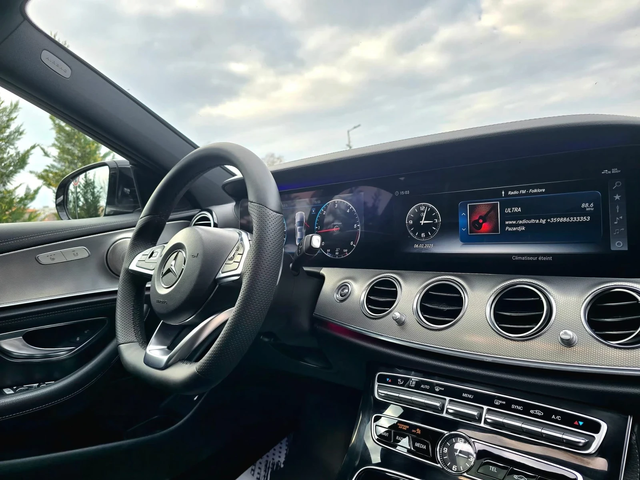Mercedes-Benz E 350 D 4MATIC FULL AMG PACK ЛИЗИНГ 100% - автомобили, коли, обяви за нови и употребявани 15