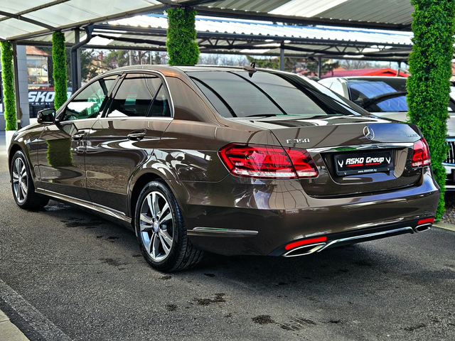 Mercedes-Benz E 350 AMG/4MАТ/FACE/HARMAN/CAMERA/ПОДГРЕВ/AIRMAT/AMBI/LI - автомобили, коли, обяви за нови и употребявани 6