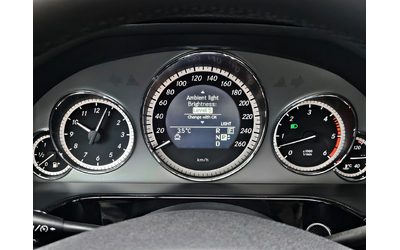 Mercedes-Benz E 350 AMG/AVANGARDE/ПОДГРЕВ/ПЕЧКА/AMBIENT/AUTO H/F1/LIZI - автомобили, коли, обяви за нови и употребявани 9