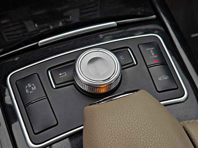 Mercedes-Benz E 350 AMG/4MATIC/GERMANY/DISTR/PANO/AIRMATIC/ПОДГРЕВ/LIZ - автомобили, коли, обяви за нови и употребявани 11