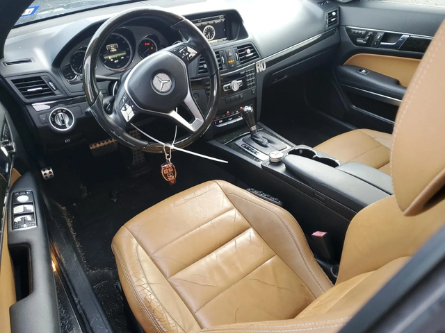 Mercedes-Benz E 350 AMG пакет / LED / Keyless / Панорама / Кожа / - автомобили, коли, обяви за нови и употребявани 7