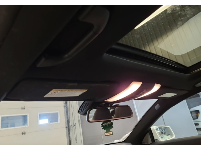 Mercedes-Benz E 350 КОжа* Подгрев* Кейлес* Blind Spot* PANO - автомобили, коли, обяви за нови и употребявани 10