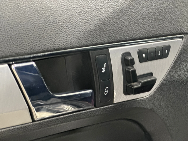 Mercedes-Benz E 350 AMG Pack - автомобили, коли, обяви за нови и употребявани 11