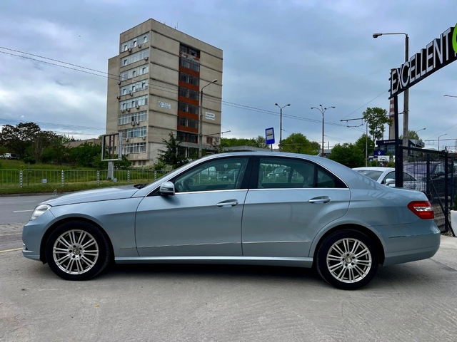 Mercedes-Benz E 350 4MATIC* FACELIFT - автомобили, коли, обяви за нови и употребявани 1