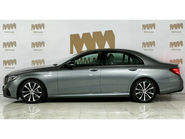 Mercedes-Benz E 350 d* AMG* Bluetec* Night* 360* Distronic - автомобили, коли, обяви за нови и употребявани 2