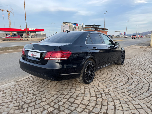 Mercedes-Benz E 350 Bluetec/4Matic/Panorama - автомобили, коли, обяви за нови и употребявани 3