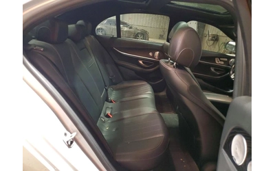 Mercedes-Benz E 350 4MATIC AMG PKG - автомобили, коли, обяви за нови и употребявани 9